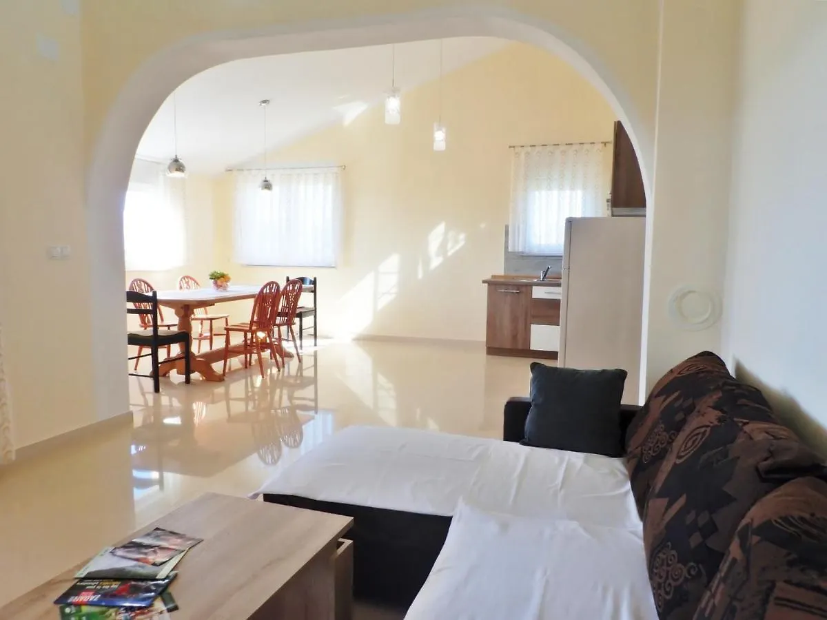 Mariva Apartment Starigrad Paklenica Croatia