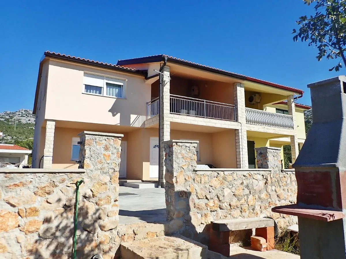 Mariva Διαμέρισμα Starigrad Paklenica